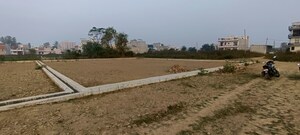  Plot For Sale in Jankipuram