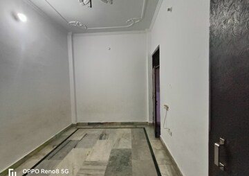 Room in 2 BHK Independent House at Gomti Nagar – for Rent