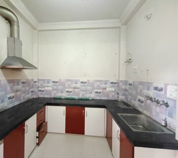 Kitchen in 2 BHK Independent House at Gomti Nagar – for Rent