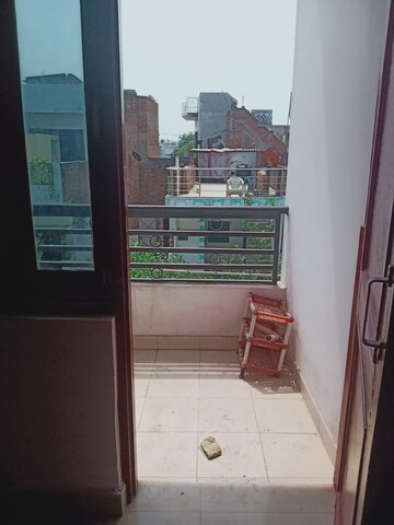 Balcony in 2 BHK Apartment at Aliganj – for Rent