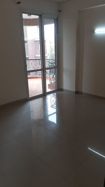 3 BHK Apartment For Rent in Omaxe The Nile, Sector 49