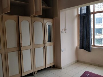 Room in 2 BHK Apartment at The Matunga Navjivan CHS, Mahim – for Rent