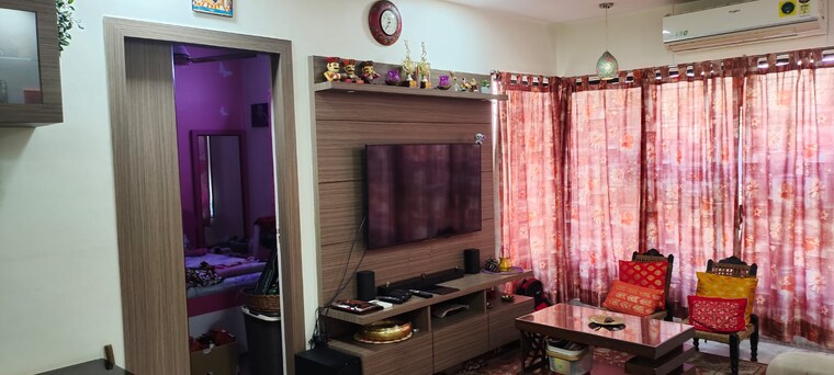 Living Room, romell-aether 2 Bedroom 709 Sq.Ft. Apartment In Goregaon East Mumbai 8426306