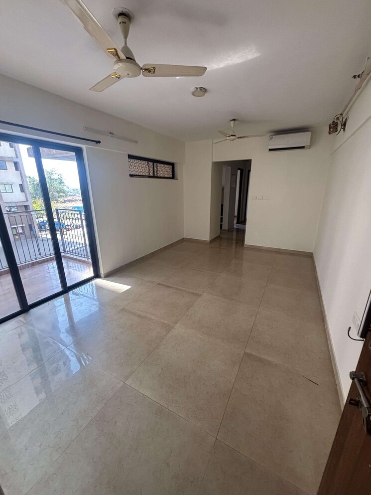 Living Room, lodha-palava-downtown 1.5 Bedroom 594 Sq.Ft. Apartment In Dombivli East Thane 8426376