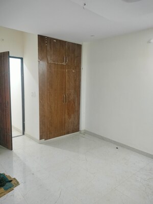 Room in 2 BHK Villa at Chinhat – for Sale