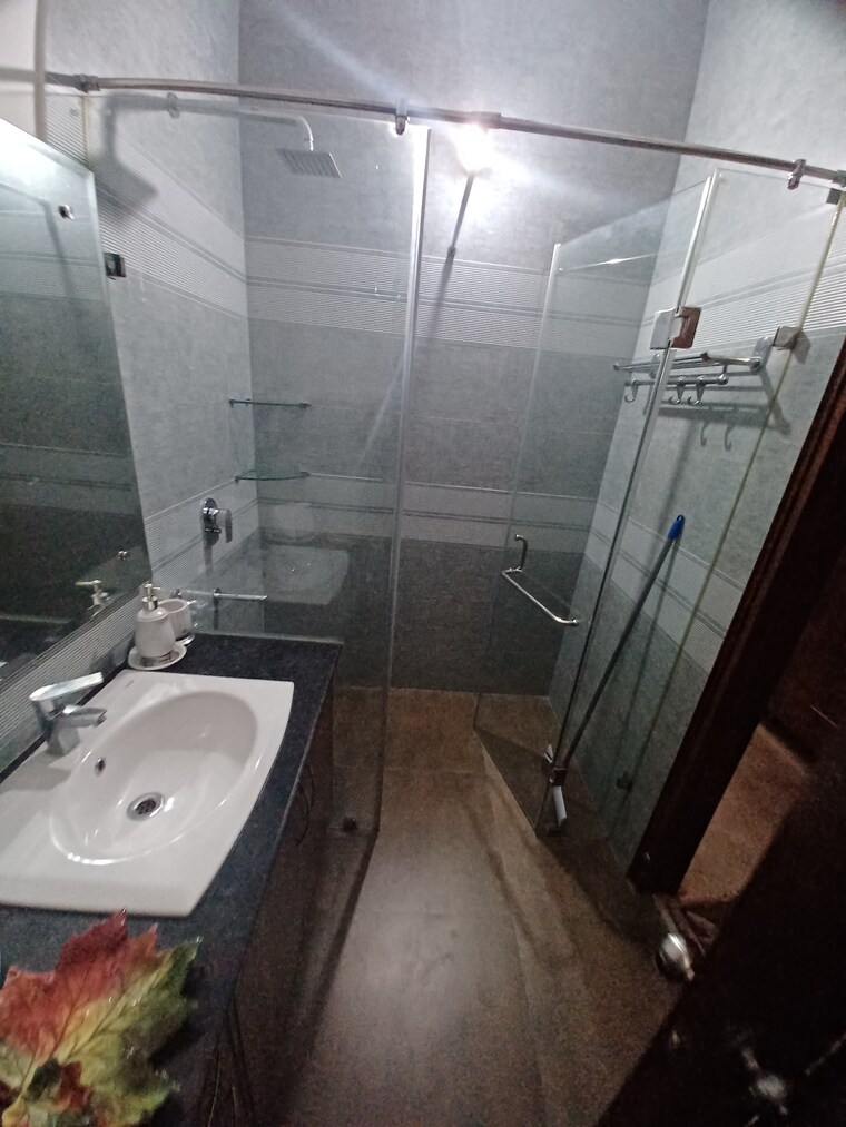 Bathroom, sector 91 6+ Bedroom 450 Sq.Yd. Independent House In Sector 91 Mohali 8426414