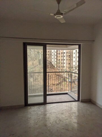Room in 2 BHK Apartment at Lodha Splendora Tierra, Ghodbunder Road – for Sale