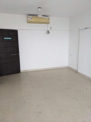 Room in 2 BHK Apartment at Lodha Splendora Tierra, Ghodbunder Road – for Sale