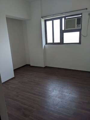 Room in 2 BHK Apartment at Lodha Splendora Tierra, Ghodbunder Road – for Sale