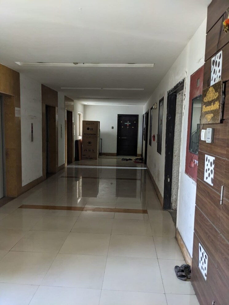 undefined, lodha-splendora-tierra 2 Bedroom 700 Sq.Ft. Apartment In Ghodbunder Road Thane 8426439