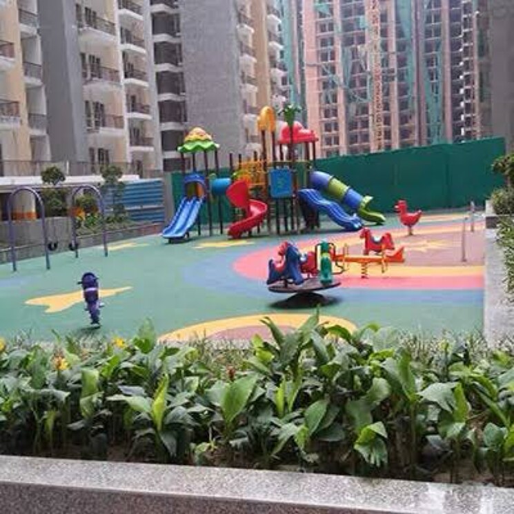Exterior View, panchsheel-greens-ii 2 Bedroom 915 Sq.Ft. Apartment In Panchsheel Green Greater Noida 8426490