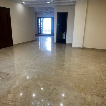 Room in 4 BHK Builder Floor at Mullanpur – for Sale