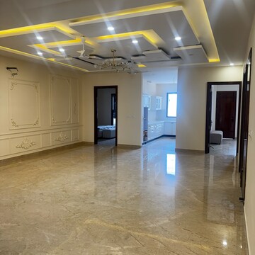 Room in 4 BHK Builder Floor at North Mullanpur – for Sale