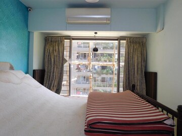 Bedroom in 1 BHK Apartment at Lodha Amara, Kolshet Road – for Rent