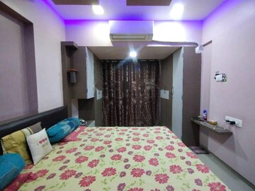 Bedroom in 1 BHK Apartment at Lodha Amara, Kolshet Road – for Rent