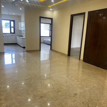 Room in 4 BHK Builder Floor at South Mullanpur – for Sale