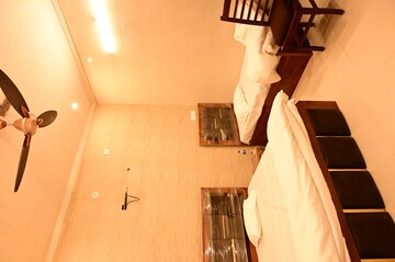 Kitchen in 2.5 BHK Builder Floor at New Ashok Nagar – for Rent