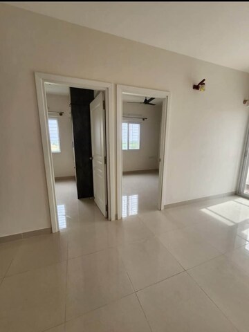 Room in 3 BHK Apartment at Confident Oxygen, Sarjapur Road – for Sale