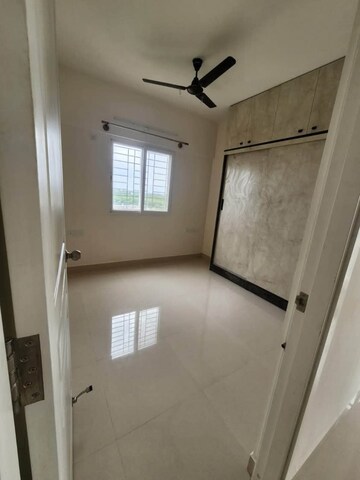 Room in 3 BHK Apartment at Confident Oxygen, Sarjapur Road – for Sale