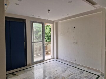 Room in 4 BHK Builder Floor at Malviya Nagar – for Rent