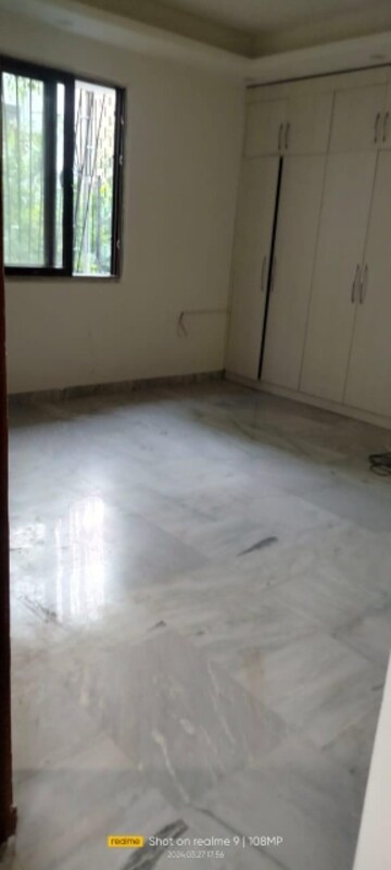 Room in 3 BHK Builder Floor at Malviya Nagar – for Rent