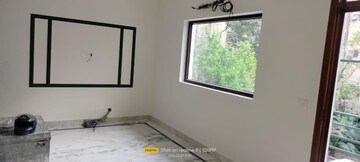 Room in 3 BHK Builder Floor at Malviya Nagar – for Rent