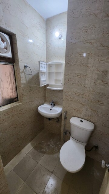 Bathroom in 2 BHK Builder Floor at Sector 47 – for Rent