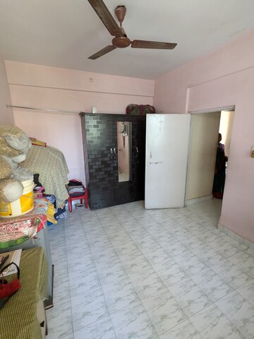 Bedroom in 1 BHK Apartment at Kalwa – for Sale