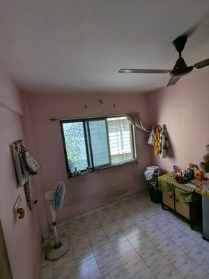 Bedroom in 1 BHK Apartment at Kalwa – for Sale