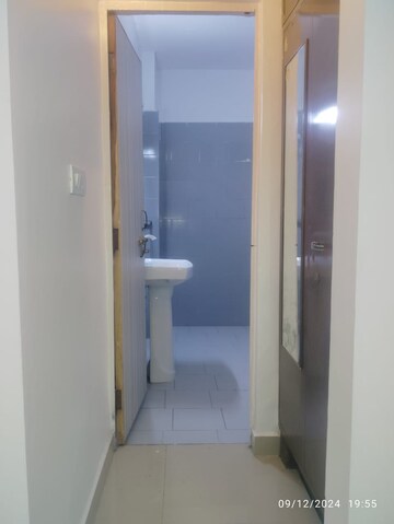 2 BHK Builder Floor For Rent in New Ashok Nagar