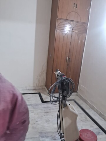 Master Bedroom in 1.5 BHK Builder Floor at Kalkaji – for Rent