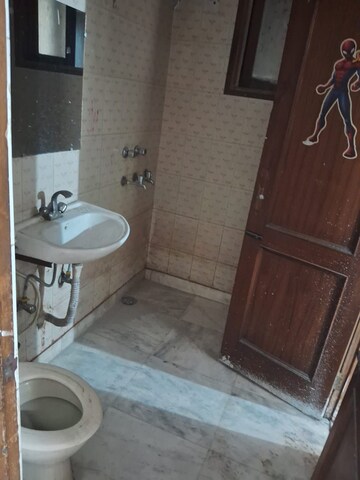 Bathroom in 1.5 BHK Builder Floor at Kalkaji – for Rent