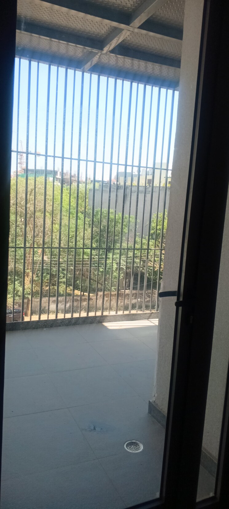 Balcony, unitech-the-close-north 3 Bedroom 2605 Sq.Ft. Apartment In Sector 50 Gurgaon 8426955