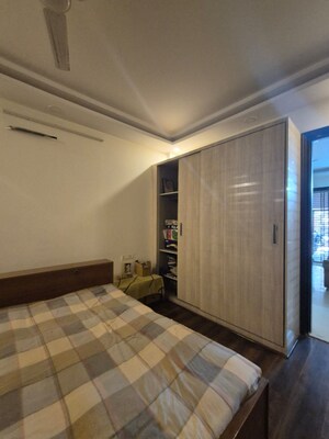 Room in 5 BHK Apartment at Emaar Palm Terraces Select, Sector 66 – for Sale