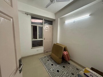 Living Room in 3 BHK Builder Floor at Sector 19 – for Rent