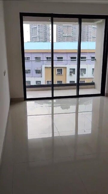 Room in 3 BHK Apartment at Unimark Lakewood Estate, Patuli – for Sale