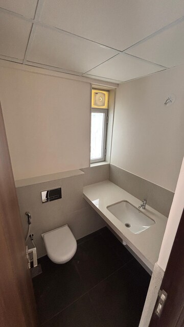Master Bedroom in 3 BHK Apartment at Piramal Vaikunth, Balkum Pada – for Rent