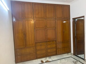 Furnished Amenities in 2 BHK Builder Floor at Malviya Nagar – for Sale