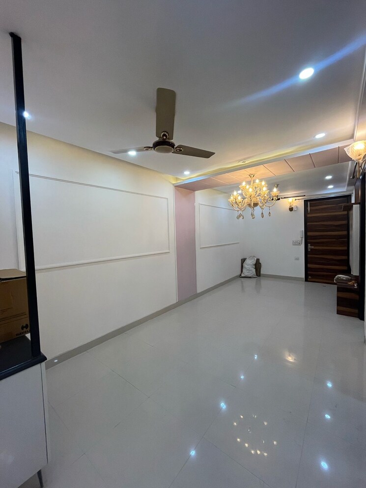 Living Room, ranaji enclave 3 Bedroom 900 Sq.Ft. Apartment In Ranaji Enclave Delhi 8427084