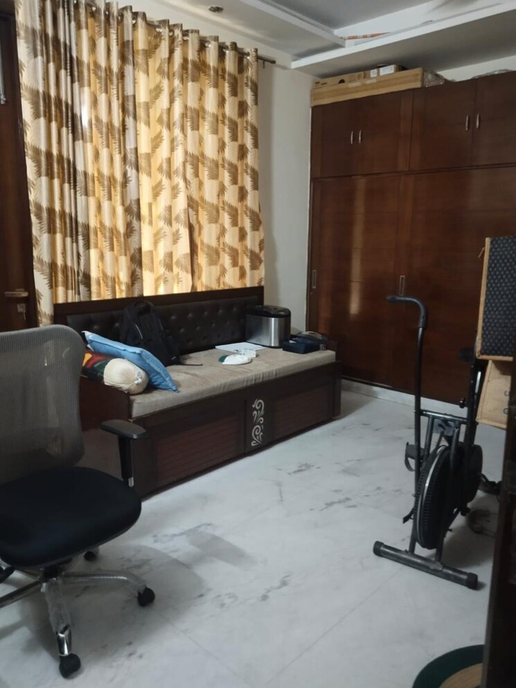 Other, boutique-residential-apartments-c-220 3 Bedroom 200 Sq.Yd. Builder Floor In Sarvodaya Enclave Delhi 8427077