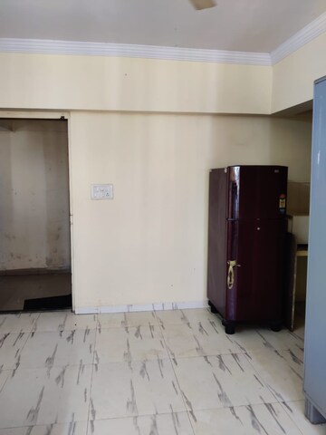 Room in 1 RK Apartment at Royal Palms Garden View, Goregaon East – for Rent