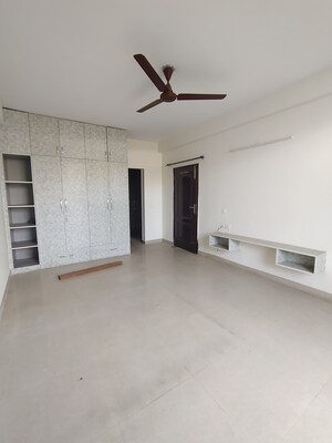 3 BHK Builder Floor For Sale in Omaxe Silver Birch, North Mullanpur