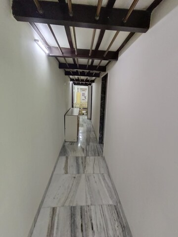 Staircase in 2.5 BHK Apartment at Chawla House, Cuffe Parade – for Rent