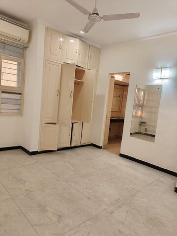 Building Lobby in 3 BHK Builder Floor at Greater Kailash I – for Rent