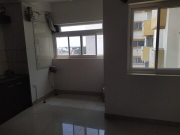 Room in 2.5 BHK Apartment at Mantri Webcity, Hennur – for Sale