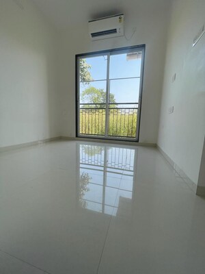 Room in 2 BHK Apartment at Seasons Pride, Kalyan West – for Sale