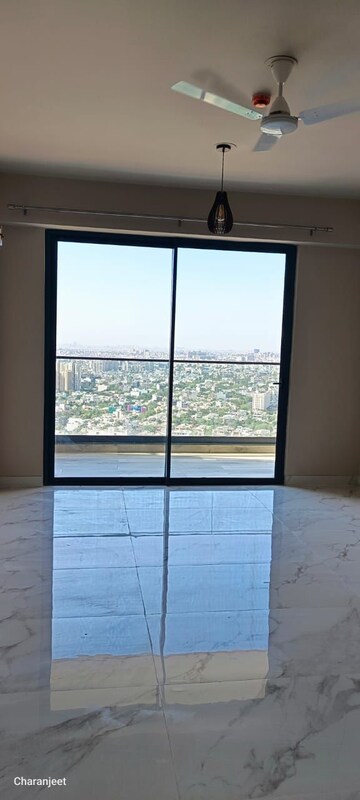 Room in 2 BHK Apartment at M3M Heights, Sector 65 – for Sale