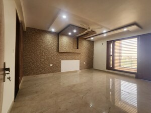4 BHK Builder Floor For Sale in Sector 41