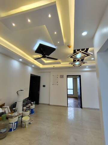Living Room in 3 BHK Apartment at Bengal Peerless Avidipta, Em Bypass – for Rent