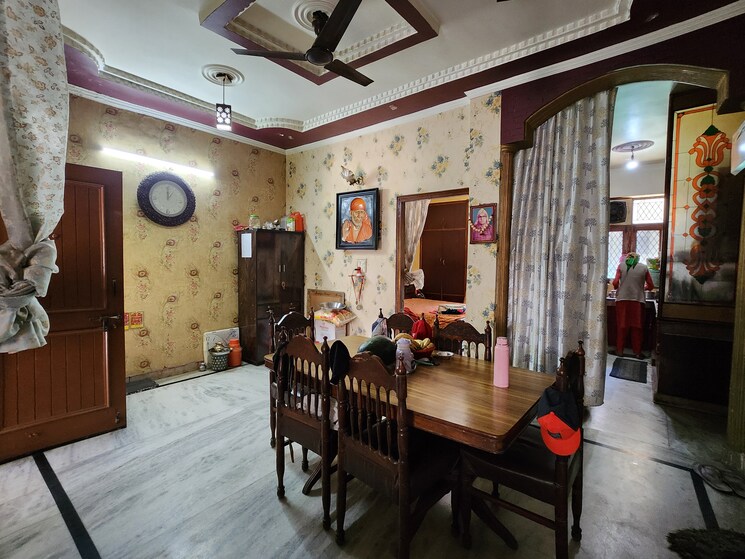 Gym, sector 43 3 Bedroom 1950 Sq.Ft. Builder Floor In Sector 43 Faridabad 8427542